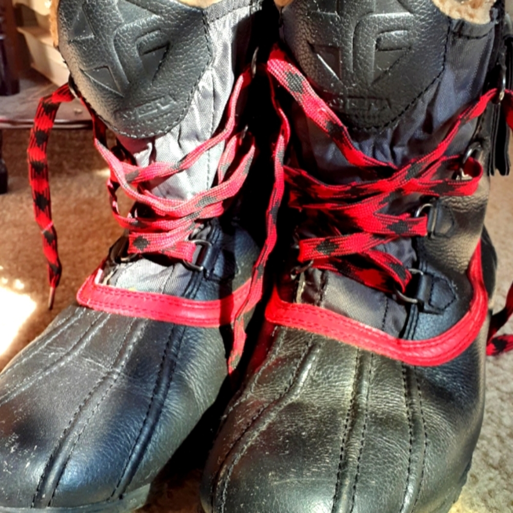 Men Hiking Boots